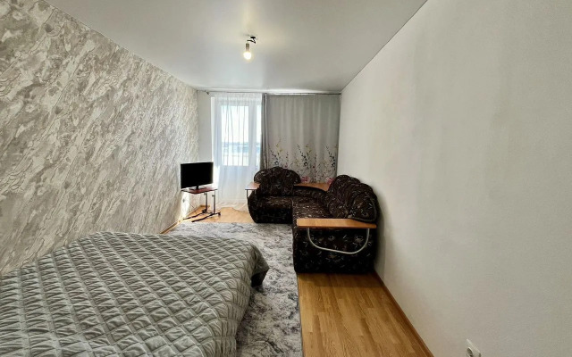 Na Stroitelnoy Ulitse 2 Flat