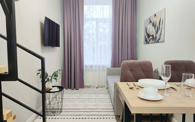 Studiya Na Dvoikh Na Baumanskoy Flat