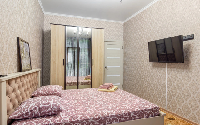 Na Dekabristov 17 Flat