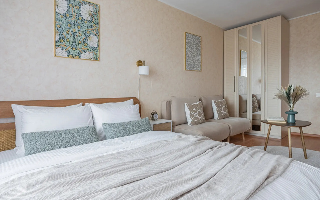 Apartamenty trehkomnatnye v 4km ot Kremla Sova-Dom