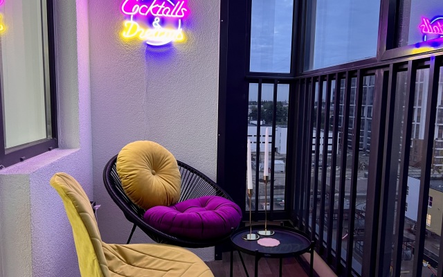 Квартира Евро-двухкомнатная Тиффани у метро рядом с разводным мостом на Неве и центром