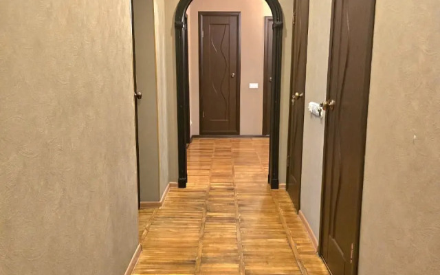 Gold Fish Na Ordzhonikidze 2 Flat