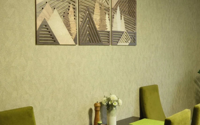 Апартаменты на Мира