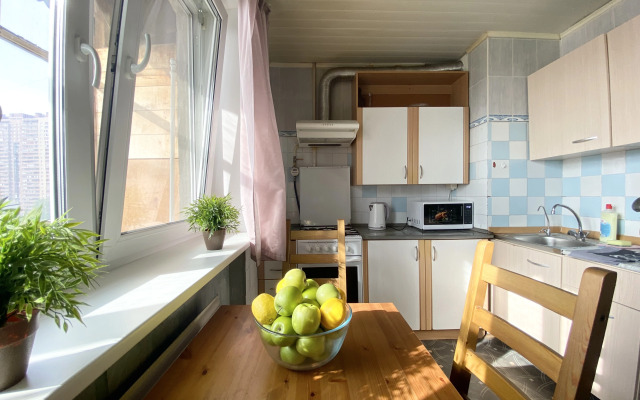 Kvartira U Metro Grazhdanskiy Prospekt Apartments