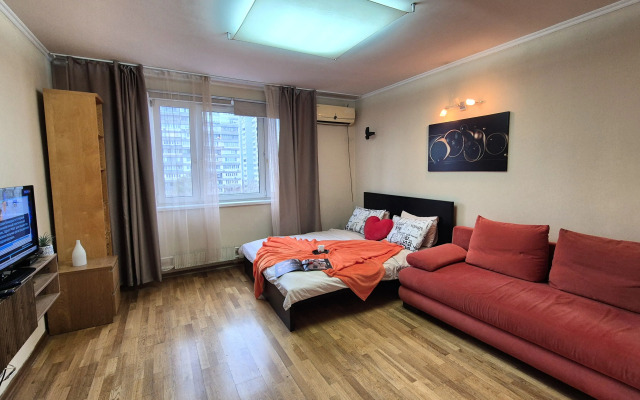 Квартира 1-комнатная у метро Марьина Роща