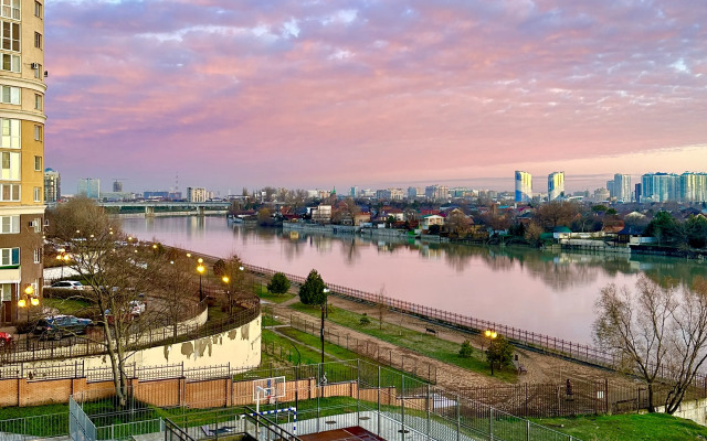 S Vidom na Reku Apartments