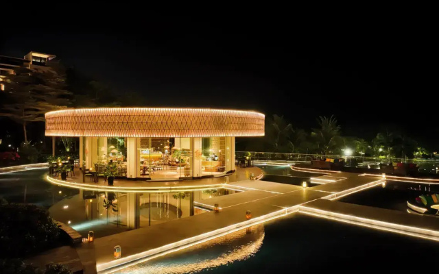 Sofitel Sanya Leeman Resort