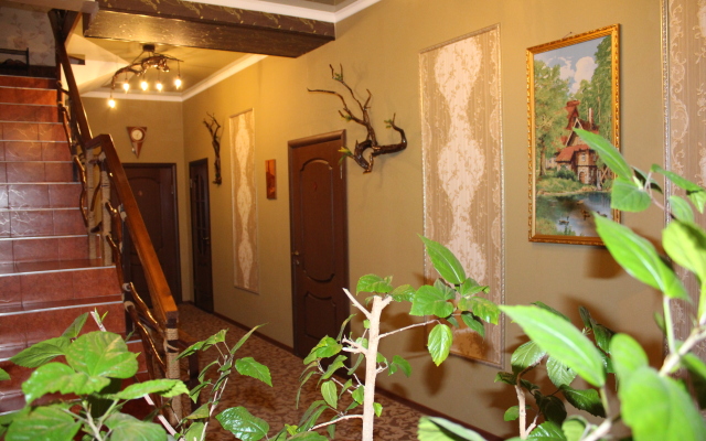 U Druzej Guest House
