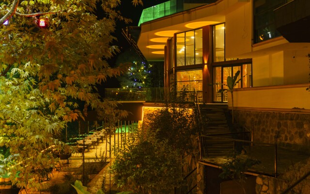 MacarTaşı Hotel
