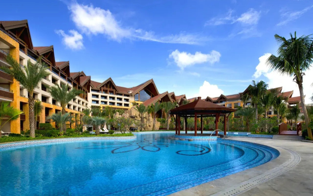 Отель La Fountain Hotel & Resort Sanya