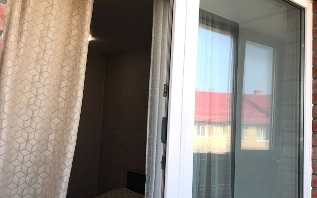 Na Ulitse Blyukhera 10 Flat