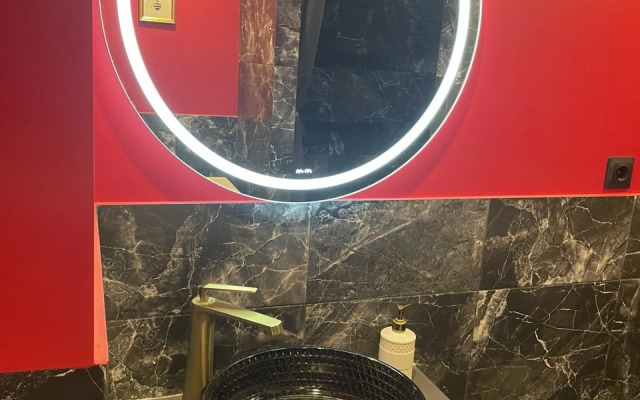 Uyutnaya Studiya ryadom s Morem , v Tsentre Gagry Flat