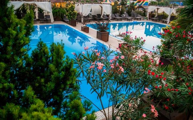 Bonzhur Hotel