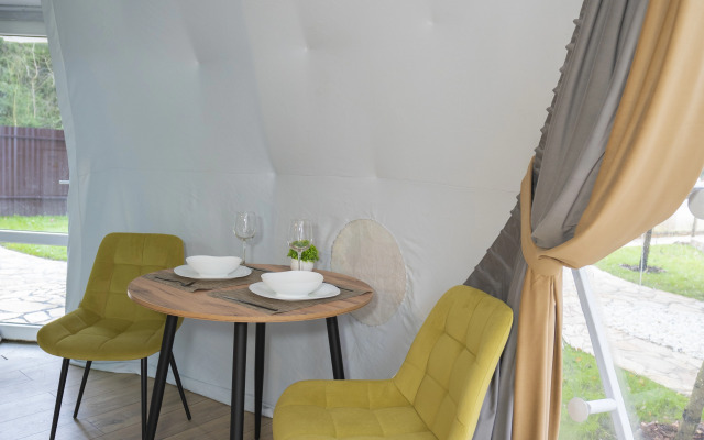 Частный дом Дом-Сфера в Лесу