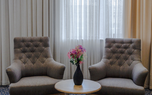 Metro City Hotel