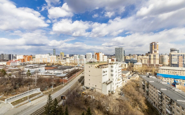 Evrotrekhkomnatnye Apartamenty Stepanenkov na Radishcheva 61