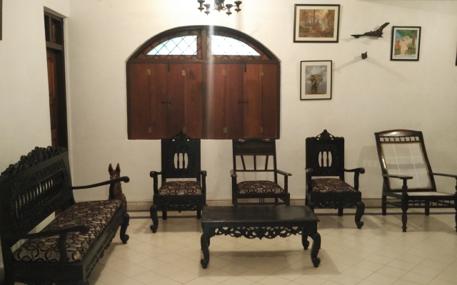 Copper Red Villa Guest House