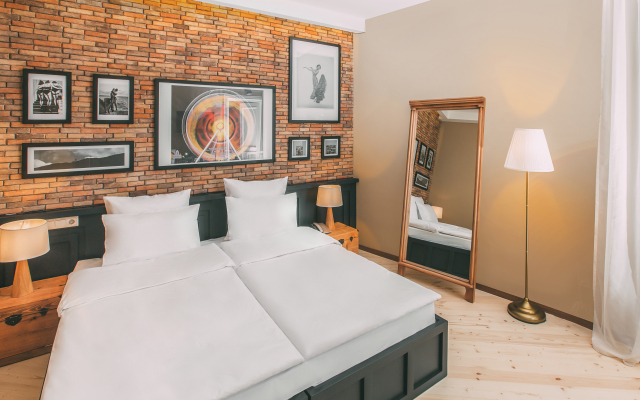 Kisi Hotel
