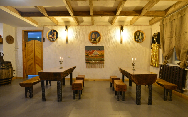 Shin Hotel