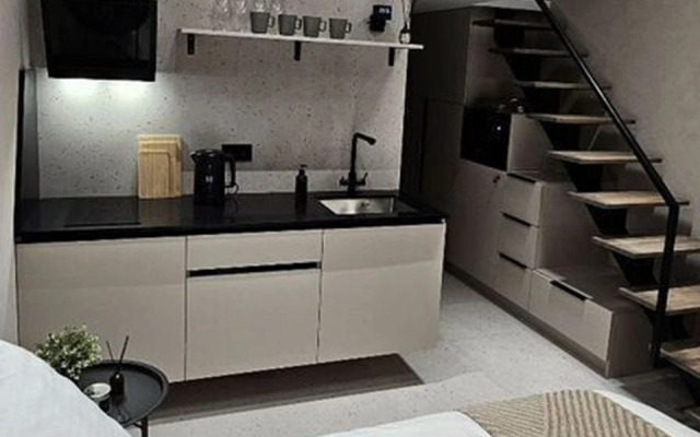Dizaynerskaya Dvukhurovnevaya S Vidom Na More Flat