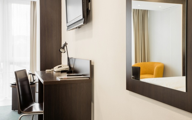 Tourist Hotel