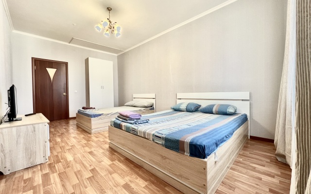 Na shosse Kosmonavtov u Trk Planeta Apartments