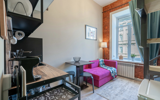 Квартира Комфортная студия с дизайнерским ремонтом