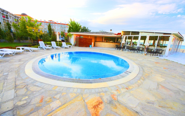 Regina Mare - Menada Apart-Hotel