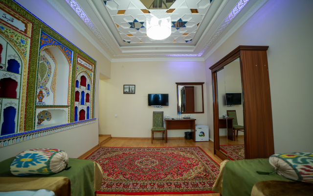 Rayhon Hotel