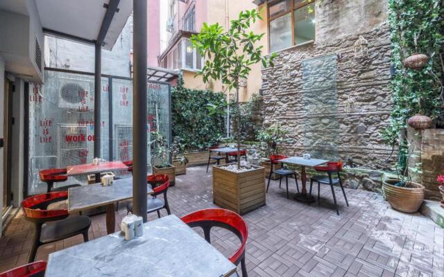 Nuru Ziya Residence