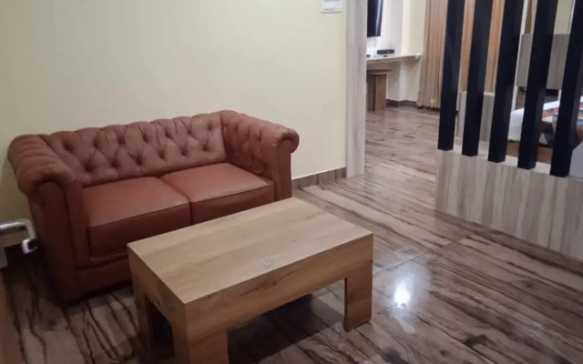 Forest Transit Hotel