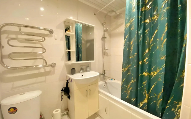 Solnechnye v Udobnoy Lokatsii Kurorta Zheleznovodska Apartments