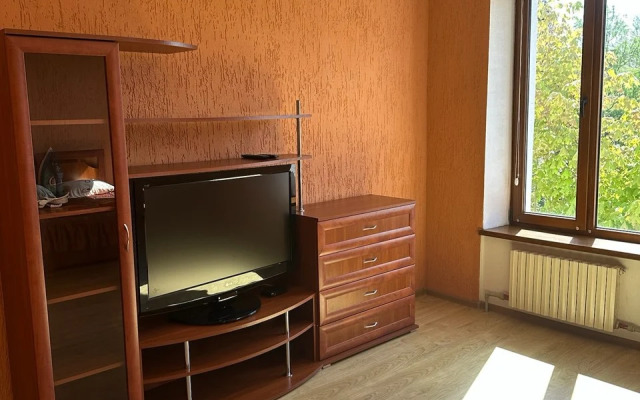 3kh komnatnaya kvartira na Baltiyskoy kose Flat