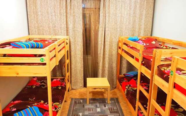 Uyut Hostel