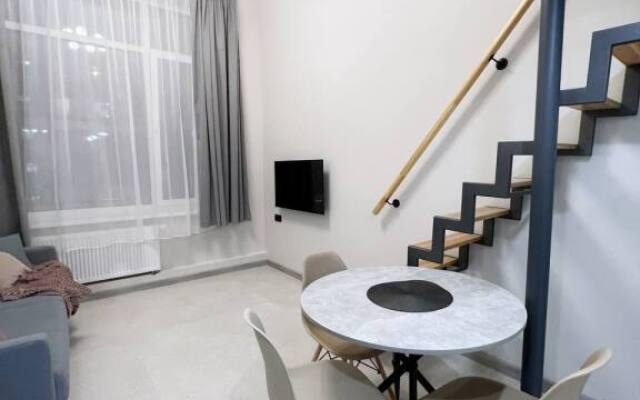 Apartamenty Dvukhurovnevye Clover Studio u metro Baumanskaya