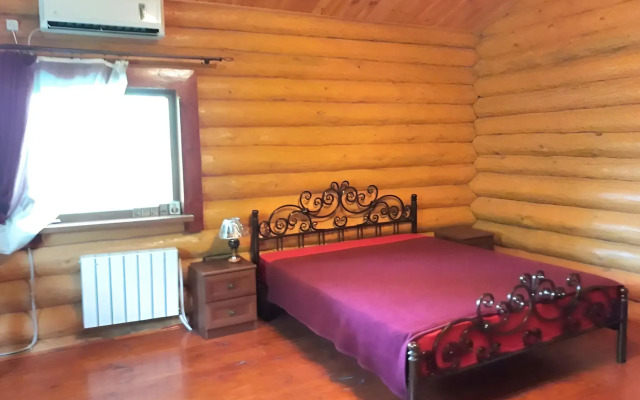 V Lesu U Morya Guest House