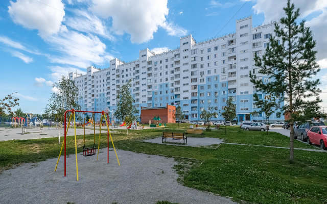 Ryadom S Aeropotom Pokryshkina Sportivnaya 3 Apartments