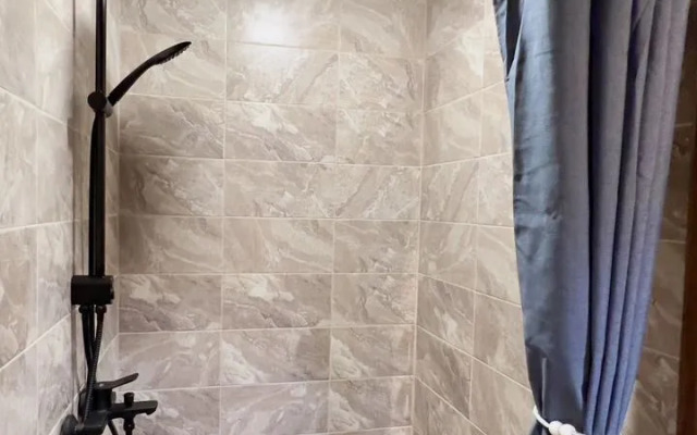 Частный дом Пещера