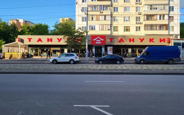 V 20 Minutakh Yezdy ot Tsentra Stolitsy Flat