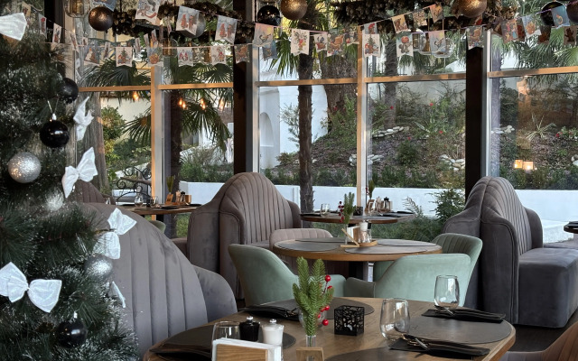 Апартаменты с видом на Дендрарий улю Депутатская, 14