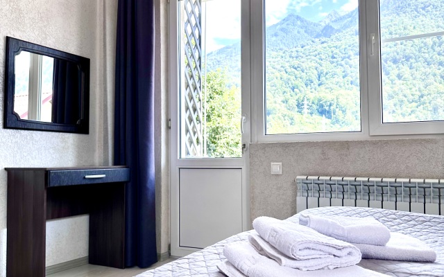 Mountain Hill Apartment
