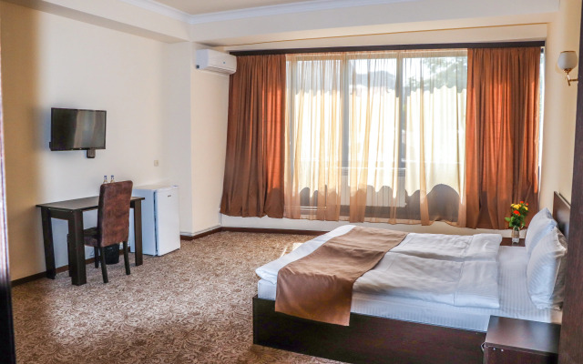 Erevan Tsentr Hotel
