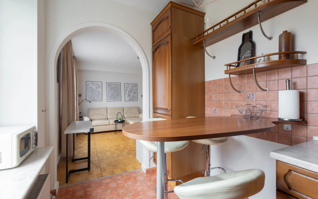 Квартира двухэтажная трешка с мансардой у метро Войковская. Гостемания