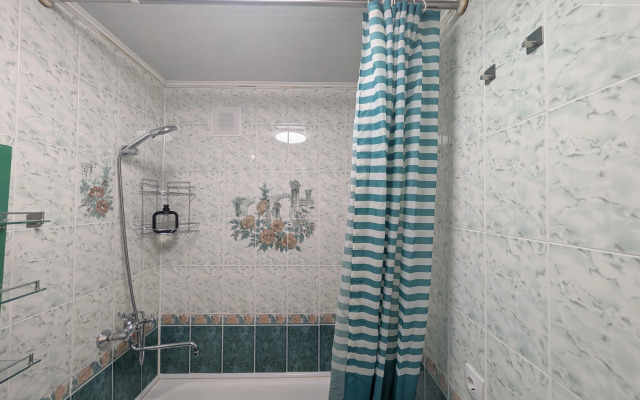 Svetlaya Ryadom s Tsentrom Goroda Flat