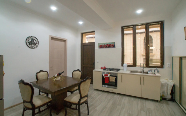 Andro House Guest House