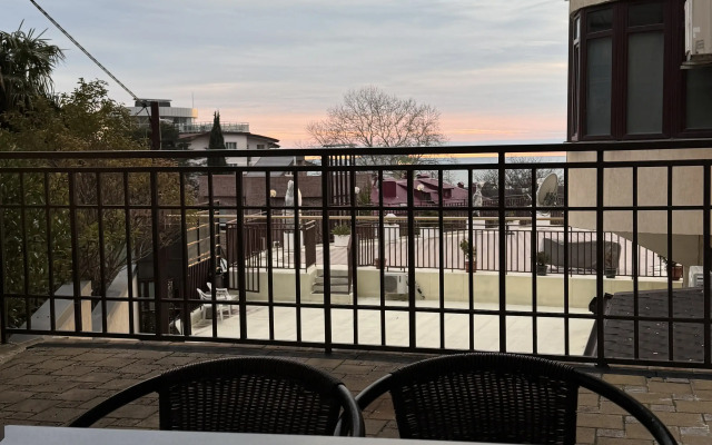 Lyuks 100m2 S Terrasoy Apartments