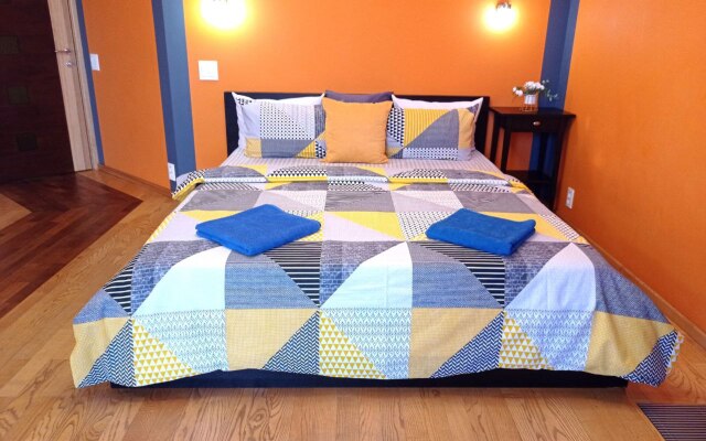 Yevro-apartamenty Lora Home na Yuzhnoy Apartments