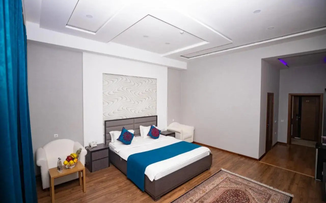 Vatan Hotel