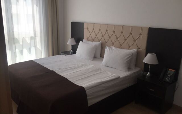 Pribrezhnyij Apartments 1