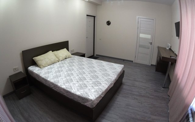 On-Day Na Chelyuskintsev 5-B Apartments